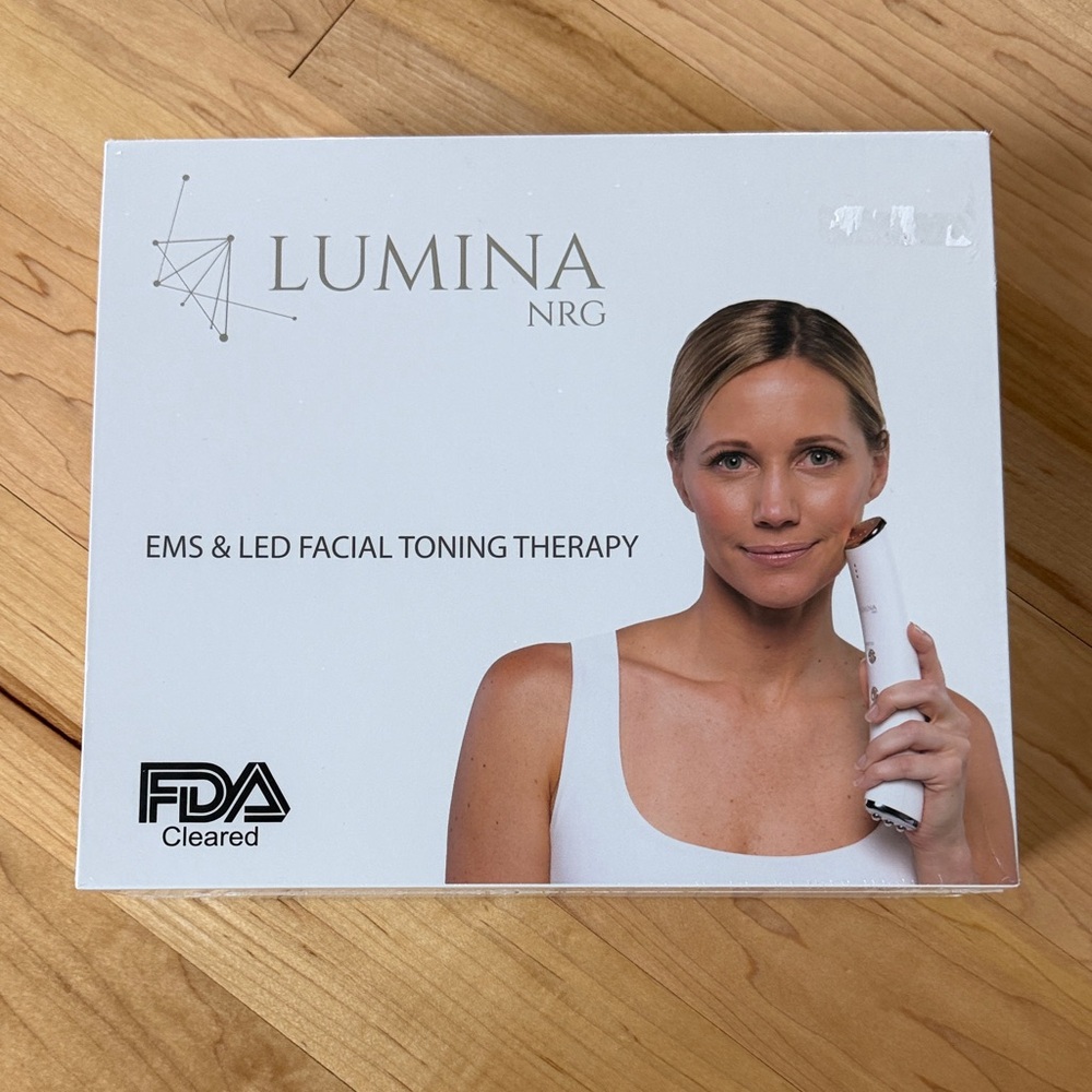LUMINA NRG EMS & LED Facial Toning Therapy - White